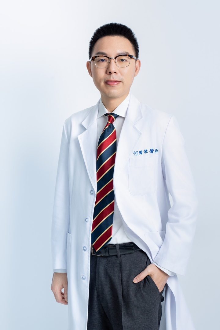 何國榮